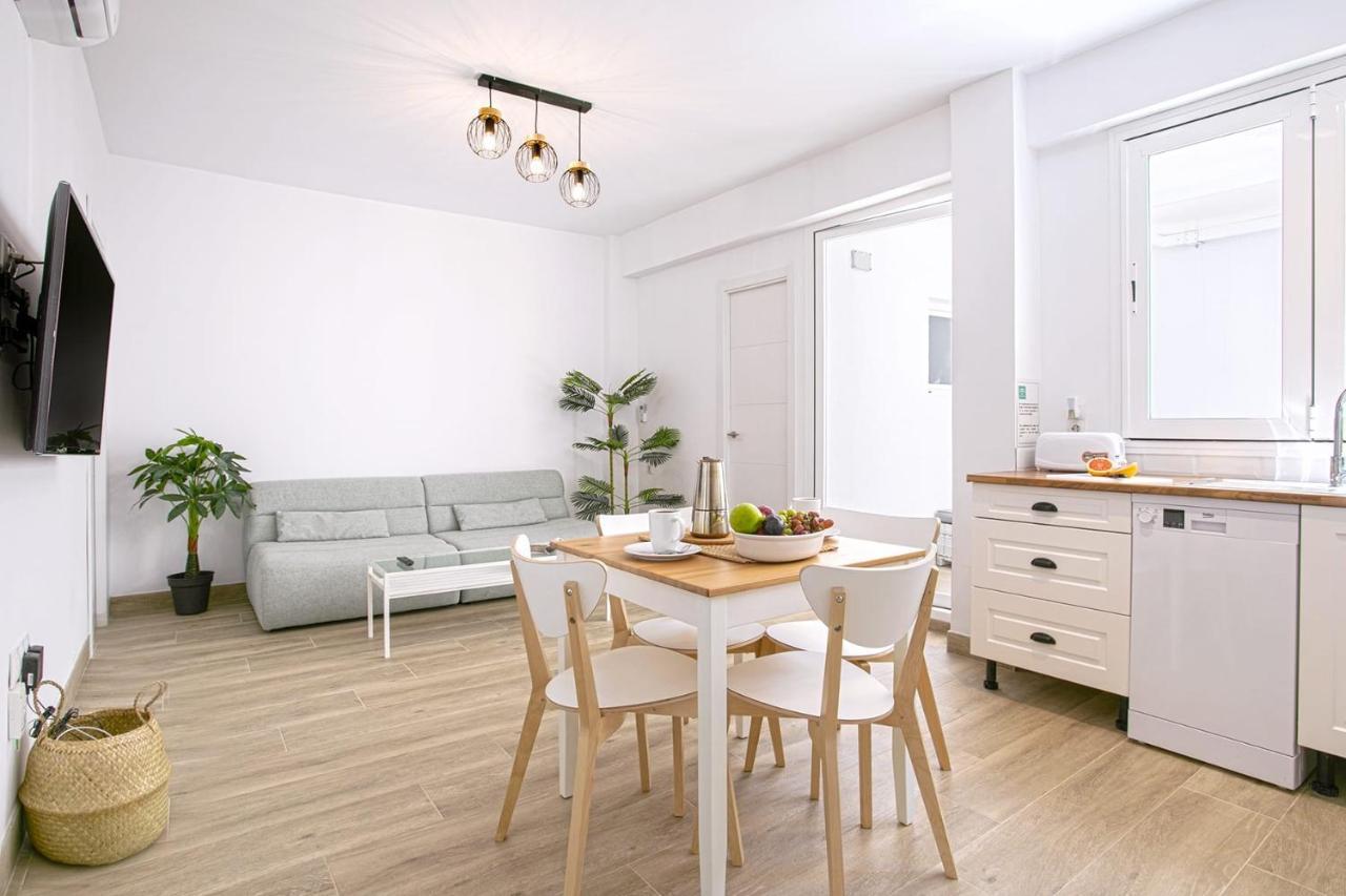 Precioso Apartamento Con Patio 말라가 외부 사진